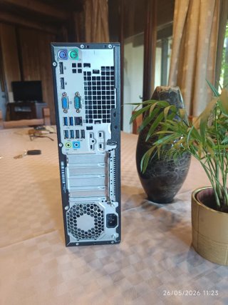 HP 705 G3 SFF Desktop PC Nero