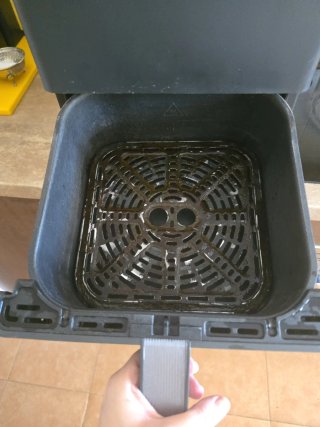 Freidora Cosori Negra