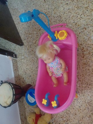 Bañera de juguete rosa