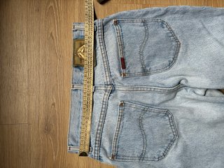 Vaqueros vintage lee
