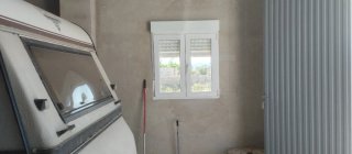Se vende garaje con parcela