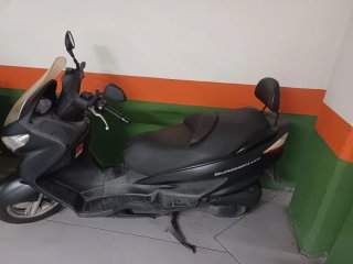 Suzuki Burgman 125 Negra