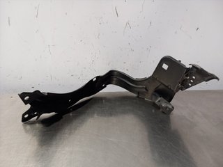 SOPORTE FARO IZQUIERDO MERCEDES-BENZ CLASE C (BM