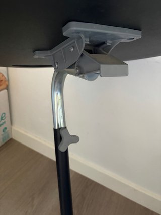 Mesa auxiliar Ikea Svartasen Negra