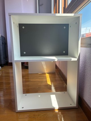 Escritorio de estudio blanco y gris