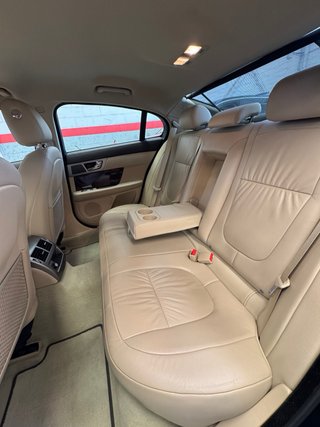 Jaguar XF 3.0 V6 Diésel Premium Luxury – 241CV