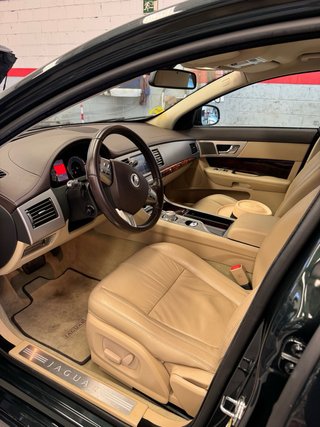 Jaguar XF 3.0 V6 Diésel Premium Luxury – 241CV