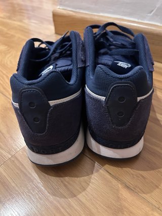 Nike Venture Runner Azul Marino Talla 45