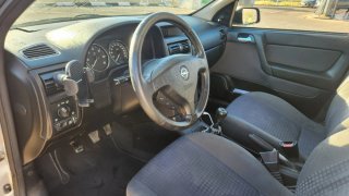 Opel Astra 2004