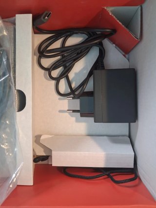 Nintendo switch azul neon