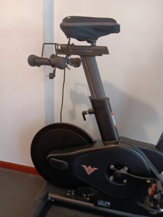 Bicicleta estática Volava con pantalla