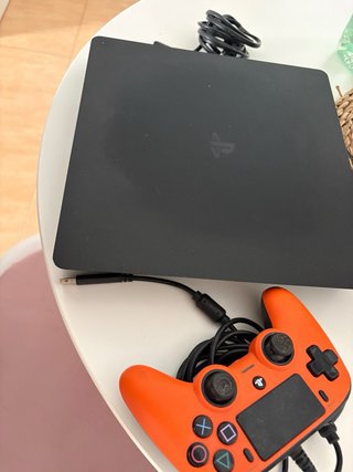 PS4 (PlayStation 4) Negra