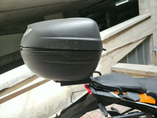 Baúl Shad SH26 + Soporte KTM Duke