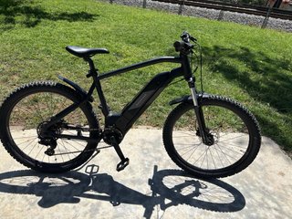 Bicicleta eléctrica Rockrider ST500