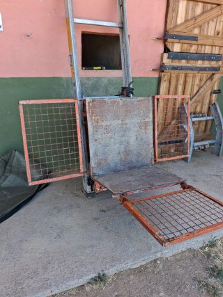 Escalera de aluminio desmontable, has 12,5 mtrs