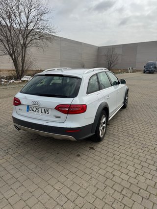 Audi A4 Allroad 2016
