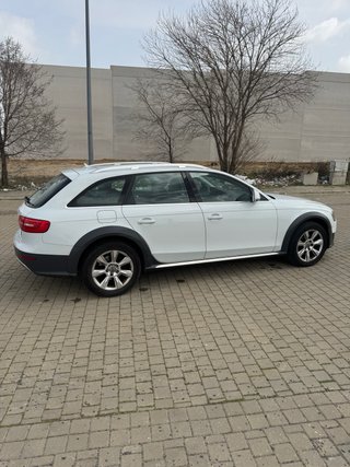 Audi A4 Allroad 2016