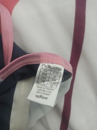 Bañador premamá gris con tirantes rosa