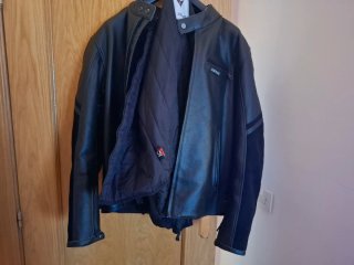 Chaqueta de cuero Dainese para moto