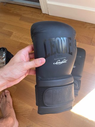 Guantes Boxeo Leone Negros 10oz + Vendas