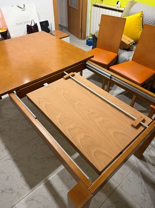 Mesa comedor extensible 90cm + 4 sillas