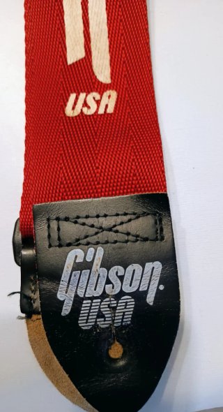 Correa Gibson + Conector 4 pedales + Sop. Guitarra