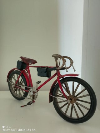 Bicicleta Decorativa Roja