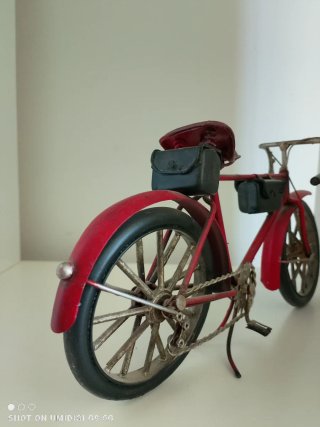 Bicicleta Decorativa Roja