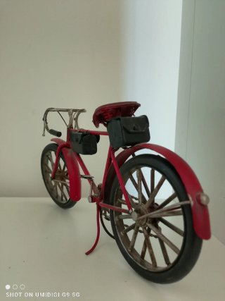 Bicicleta Decorativa Roja