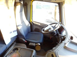 Volvo FH 520 - CAMION PLATAFORMA
