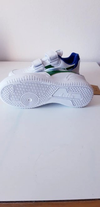 Zapatillas niño Nueva