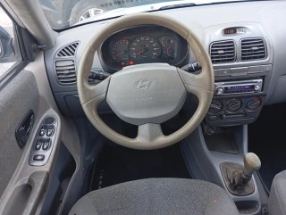 Hyundai Accent 2002