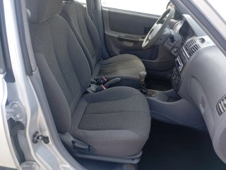 Hyundai Accent 2002