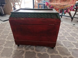 Baúl de madera bereber antiguo