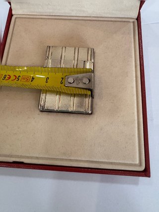 Encendedor de lujo S.T. Dupont chapado en plata con estuche original