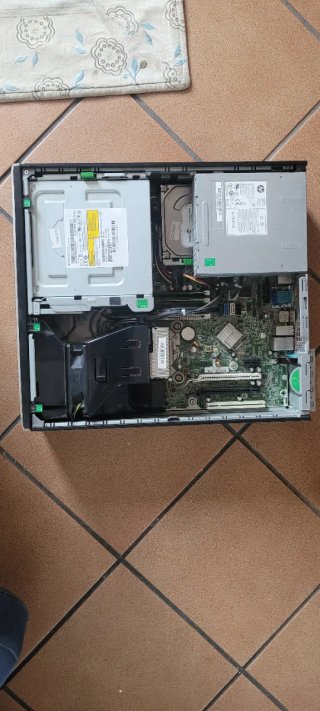 HP 8200 Elite SFF Ordenador Sobremesa