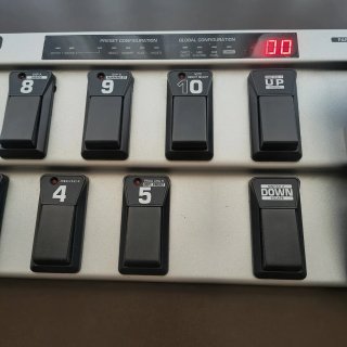 Controladora MIDI Behringer FCB1010 + Chip UnO