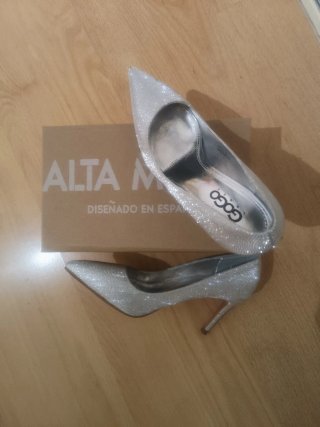 Zapatos de fiesta GOGO plateados