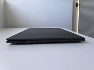 LG Ultra 16UD70R Ryzen 7 16GB RAM 512GB SSD