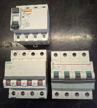 Merlin Gerin multi9 ID Interruptor Diferencial