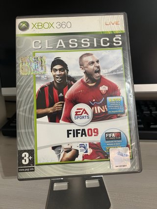 Lotto 3 giochi calcio Xbox 360 Fifa 17, Fifa 09...