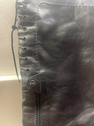 Stivali neri in pelle marca Nero Giardini