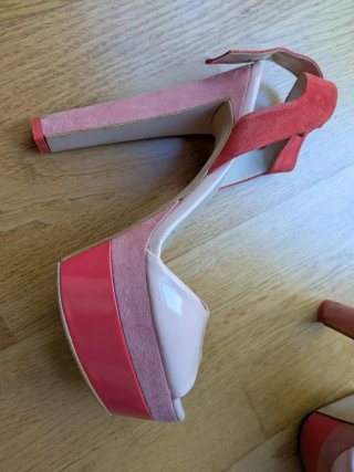 Sandalias Tacón Plataforma Rosas y color coral