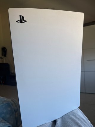 PlayStation 5 (PS5) - Casi nueva