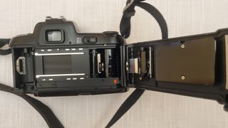 Cámara Analógica Nikon AF F-601 + Objetivo 28-80mm