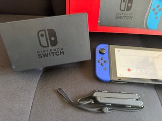 Nintendo Switch Azul/Rojo