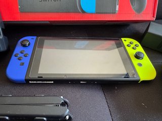 Nintendo Switch Azul/Rojo