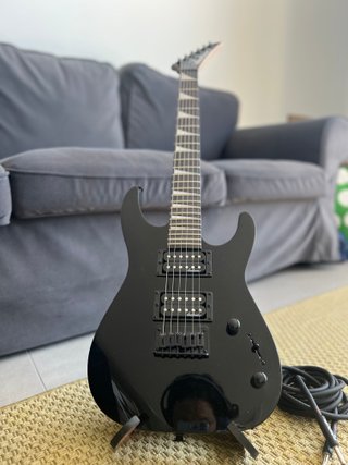Pack Guitarra Jackson 7 Cuerdas + Ampli