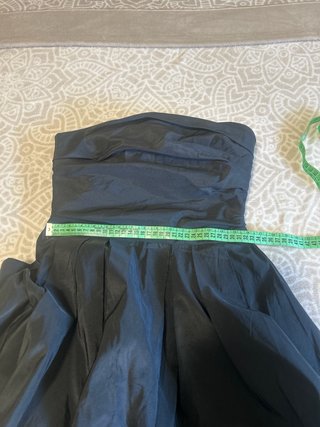 Vestido de fiesta negro palabra de honor