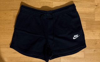 Conjunto Nike Camiseta y Pantalón Corto